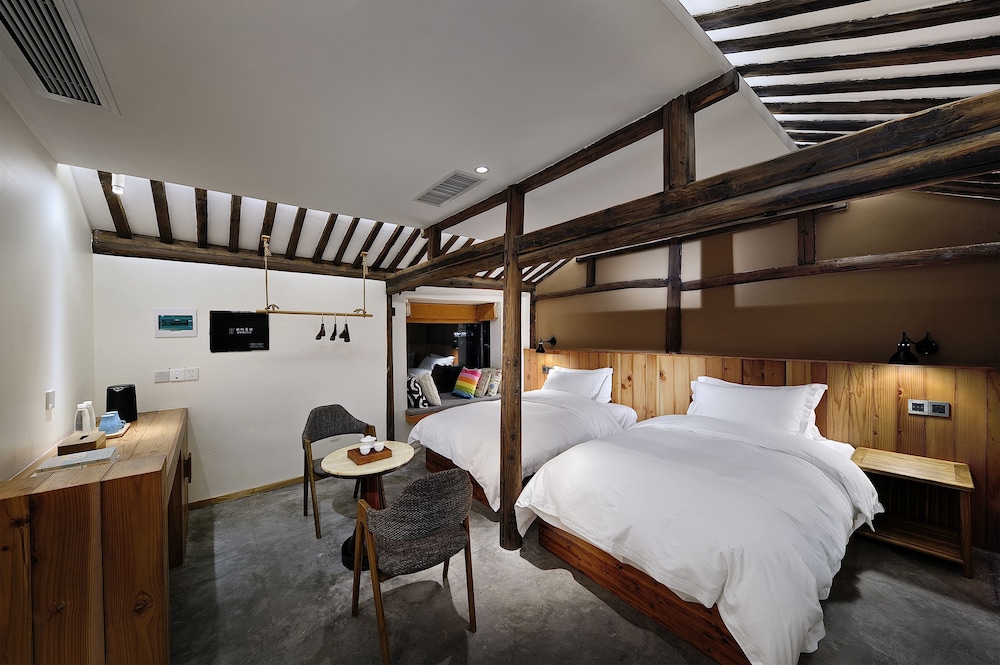Standard Twin Room photo 1