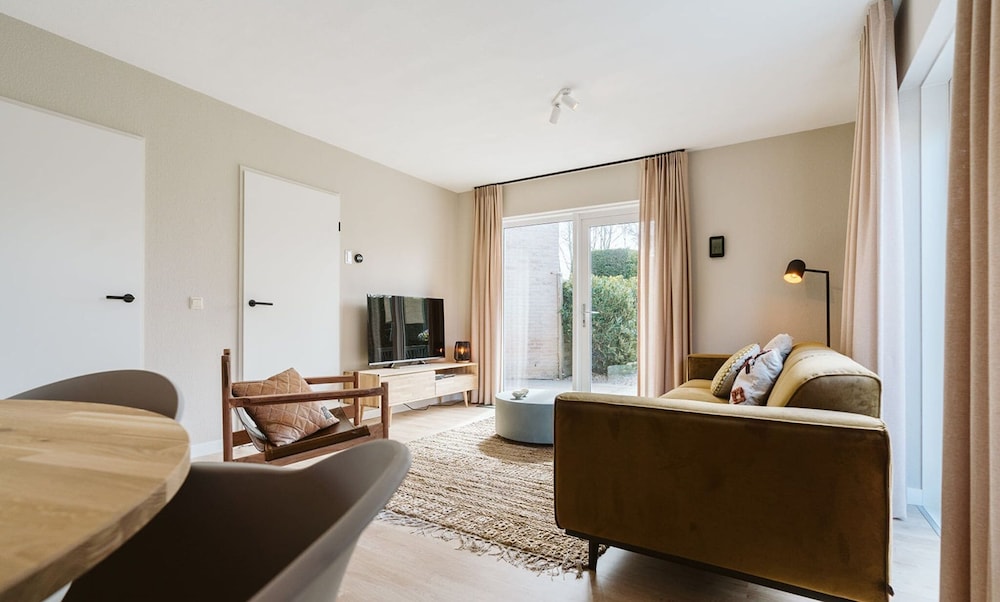 House photo 2