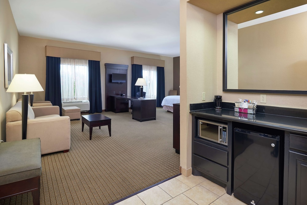Studio Suite, 1 King Bed, Non Smoking - Photo 1