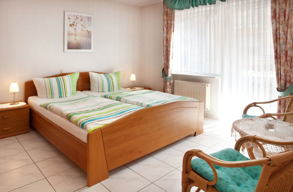 Double Room 2 photo 1