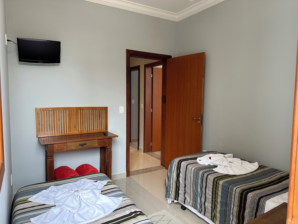 Family Quadruple Room - Photo 13