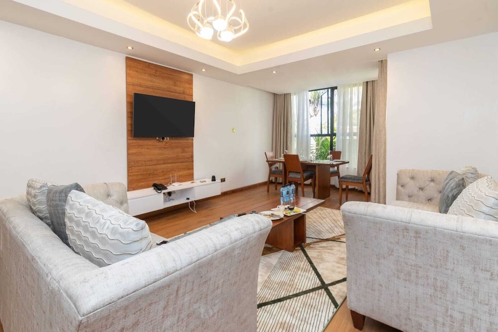 Executive Apartment, 2 Bedrooms, Pool View photo 1