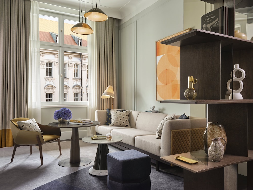 Suite, Multiple Beds, Corner Suite, Multiple Beds, Corner