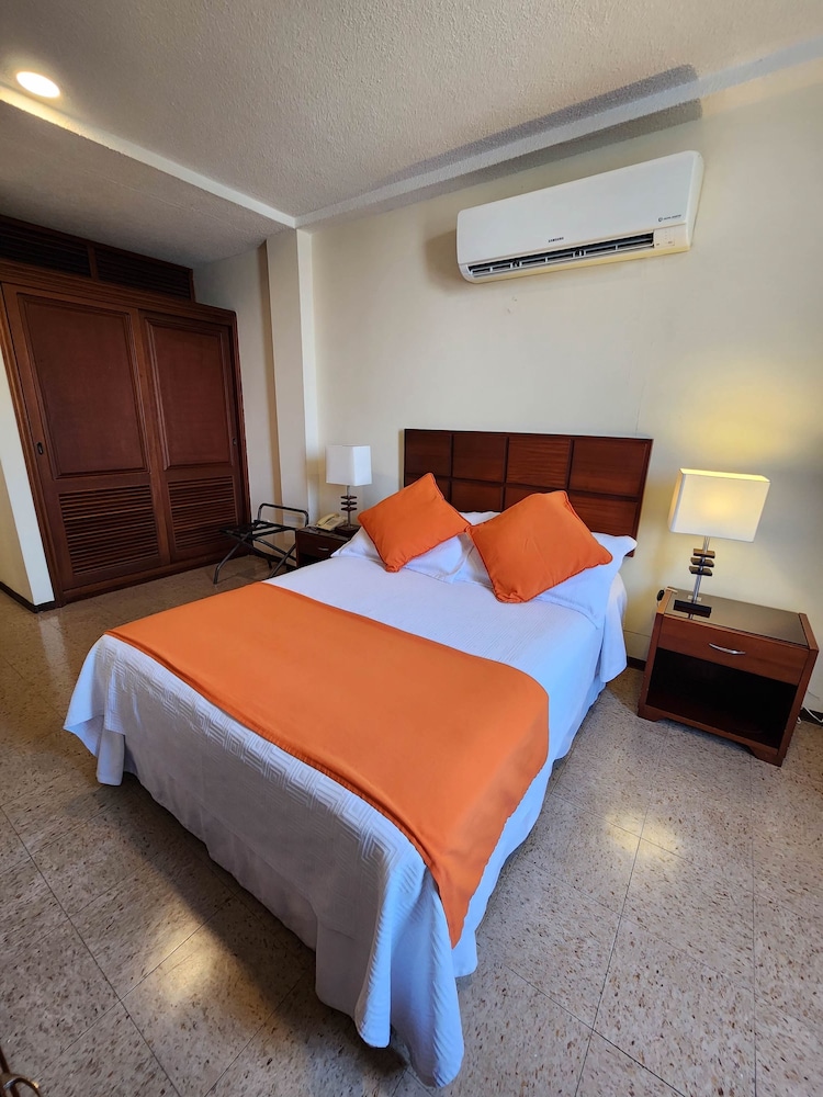 Basic Double Room, 1 Double Bed