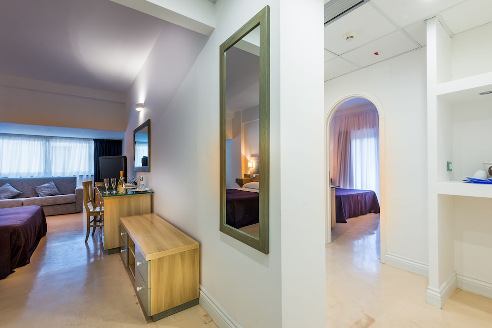 Junior Suite - Photo 2
