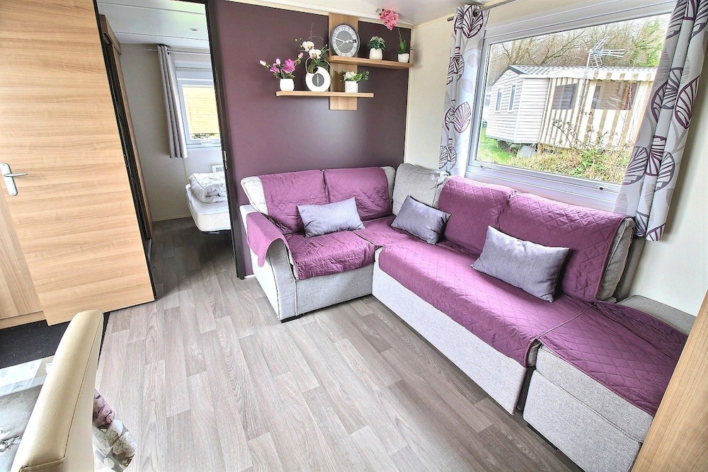 Mobile Home, 3 Bedrooms (201) photo 3
