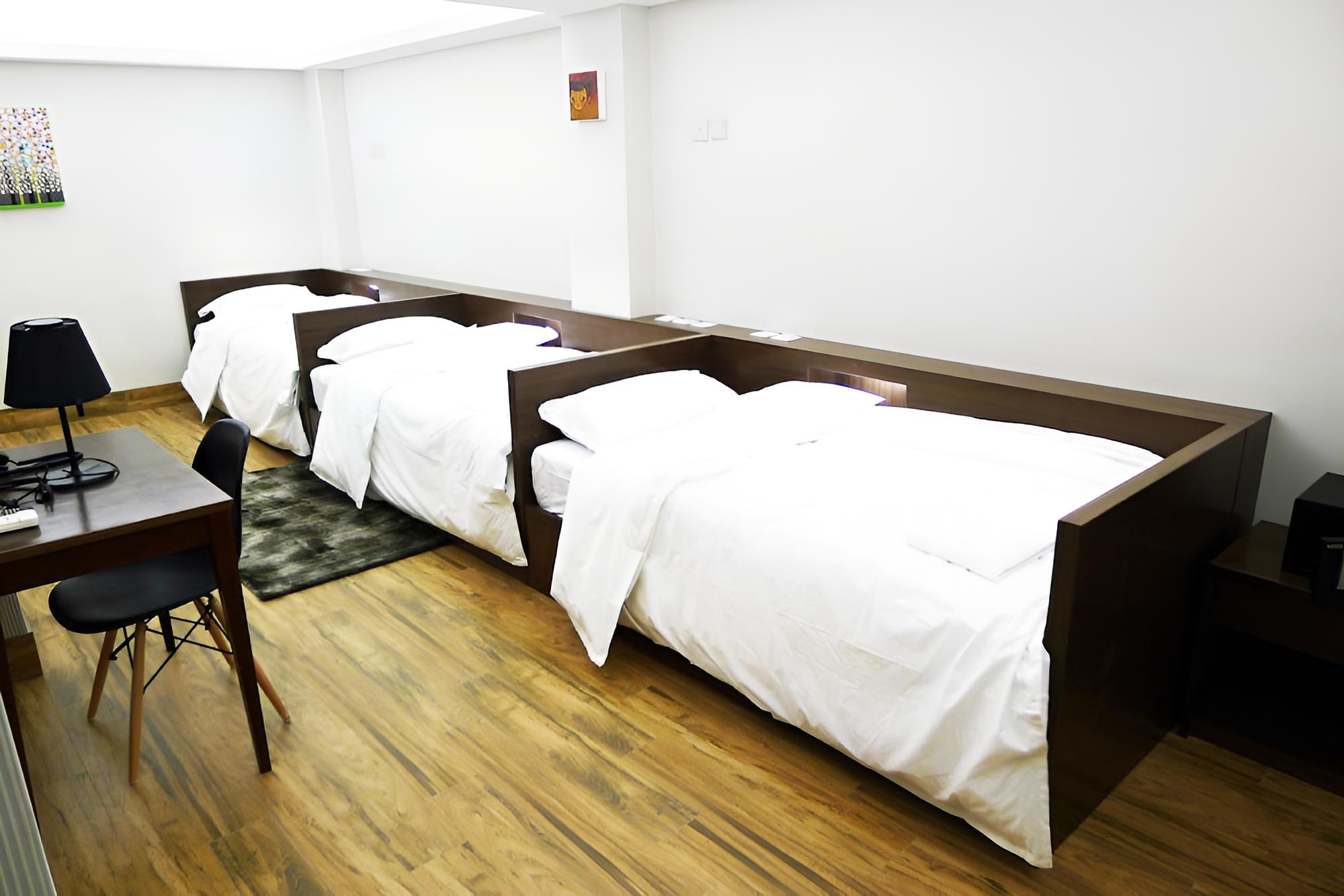 Comfort Triple Room photo 2
