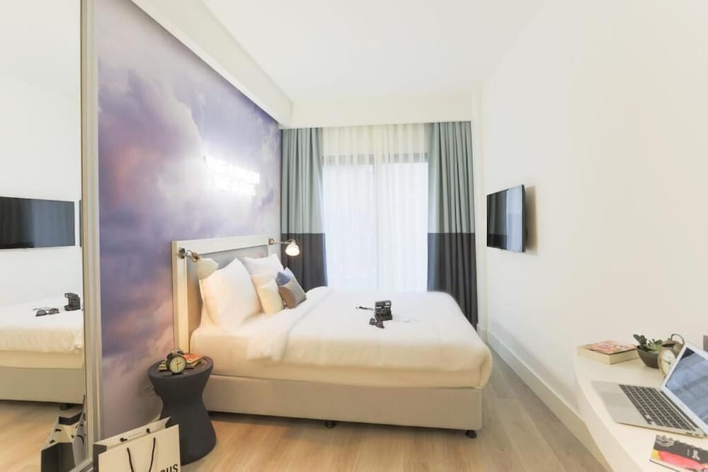 Deluxe Triple Room photo 2