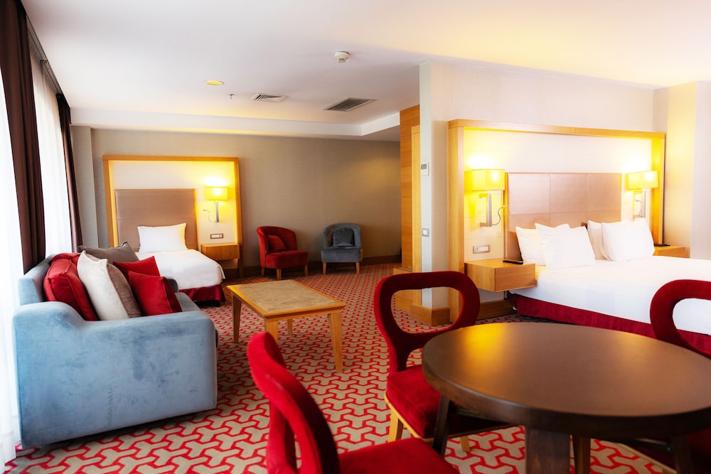One Bedroom Suite