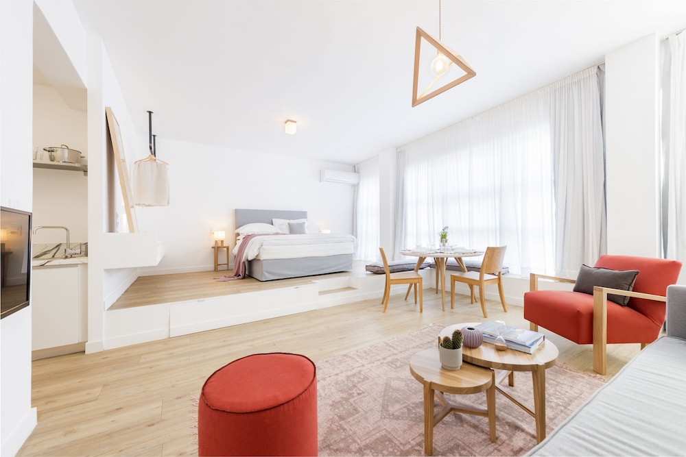 Premium Loft, Multiple Beds, Non Smoking