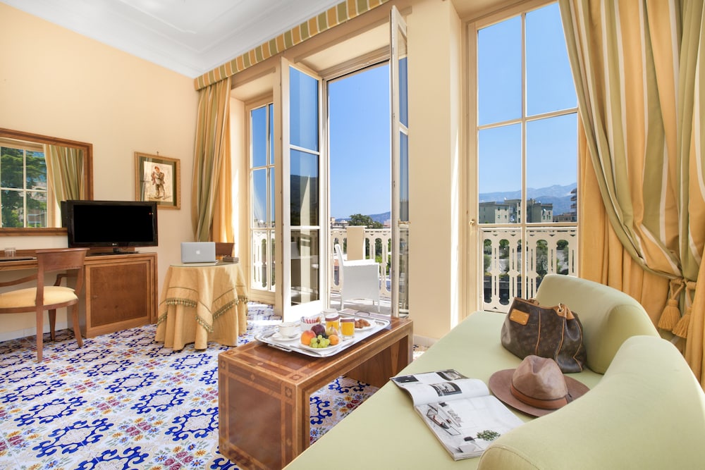 Junior Suite thumbnail 5