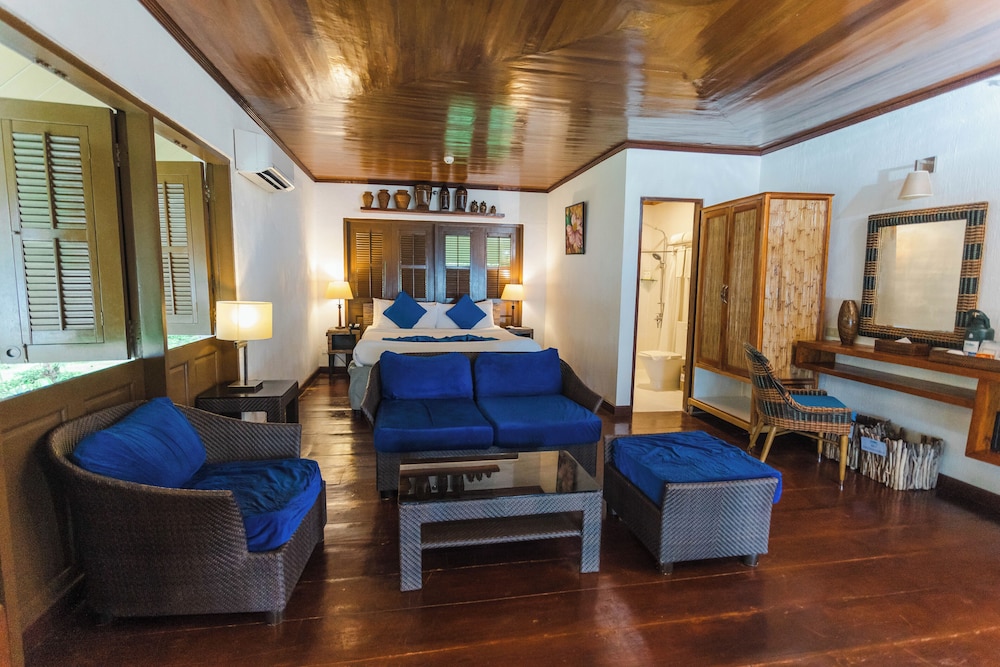 Deluxe Room, Beachfront (A)