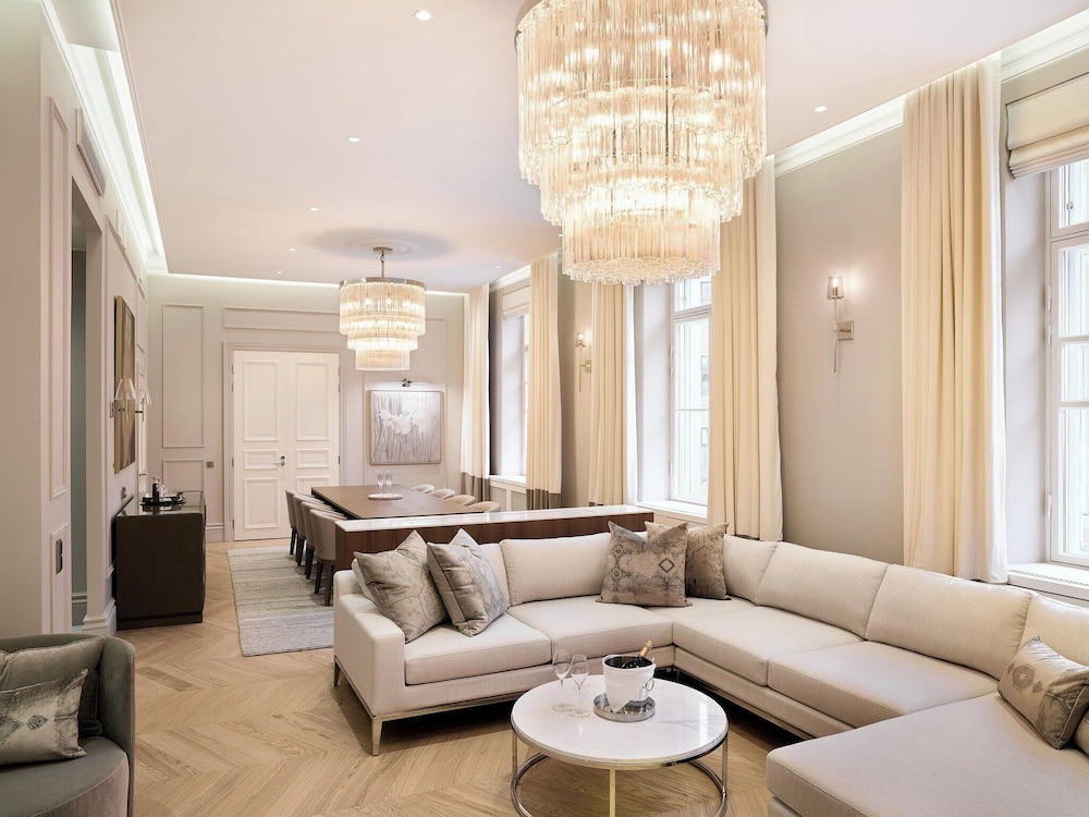 Suite, 1 Bedroom (Imperial) - Photo 2