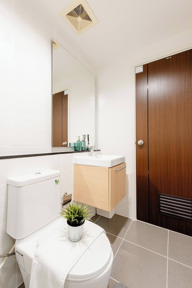 Apartment, 1 Bedroom, Accessible, Garden View photo 2