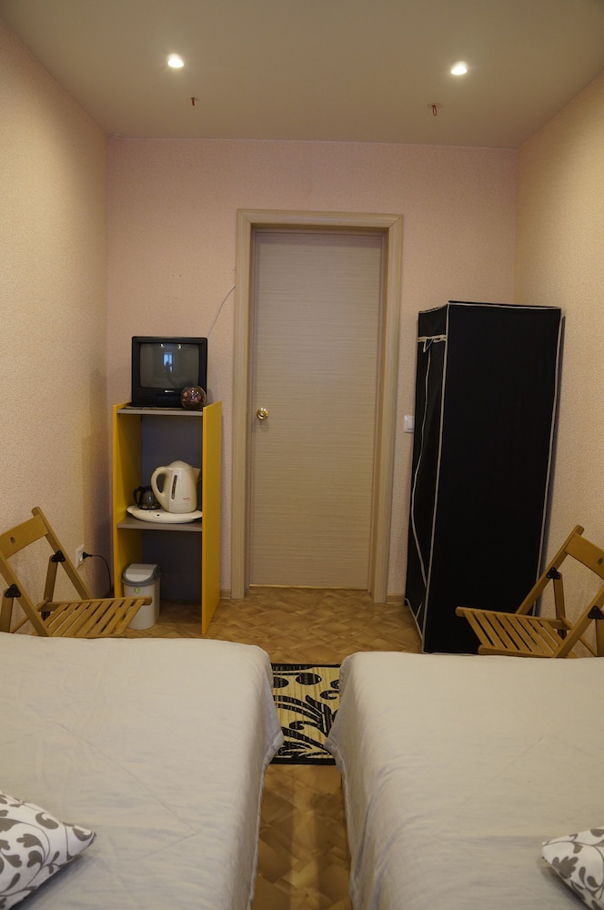 One Bed in 2-Bed Mixed Dormitory photo 2