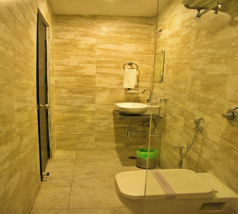 Business Room - Photo 5