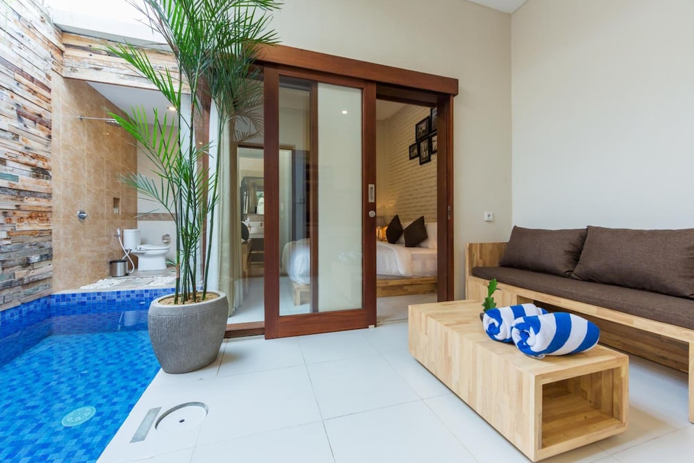 One Bedroom Plunge Pool Villa - Photo 28
