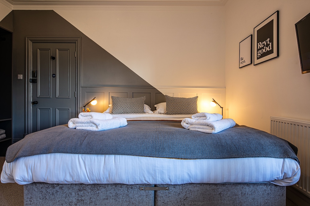 Premium Studio, 1 Bedroom, Kitchenette photo 3