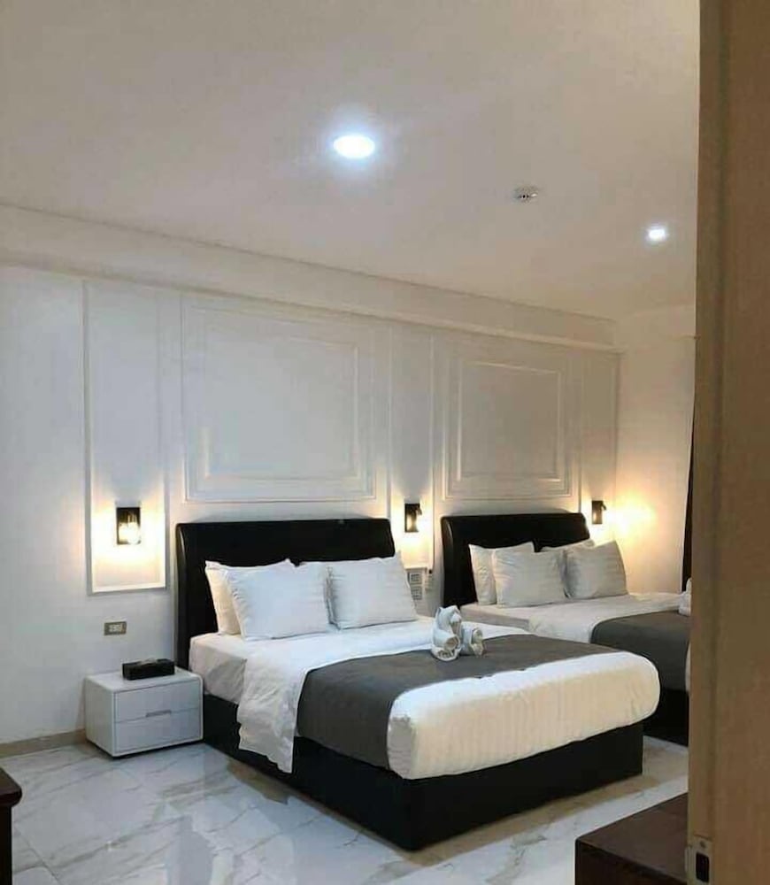 Deluxe Room, 2 Queen Beds