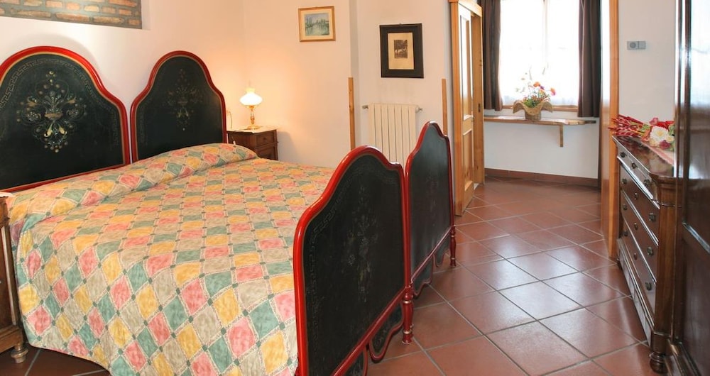 Apartment (1)