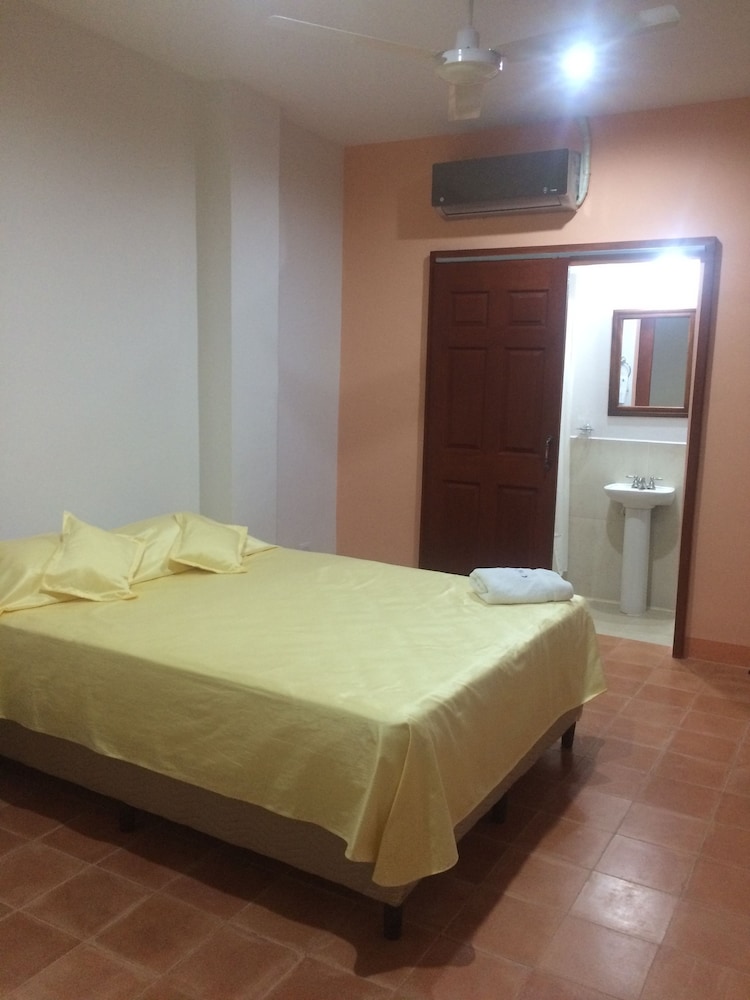 Deluxe Double Room, 1 Queen Bed, Non Smoking photo 1