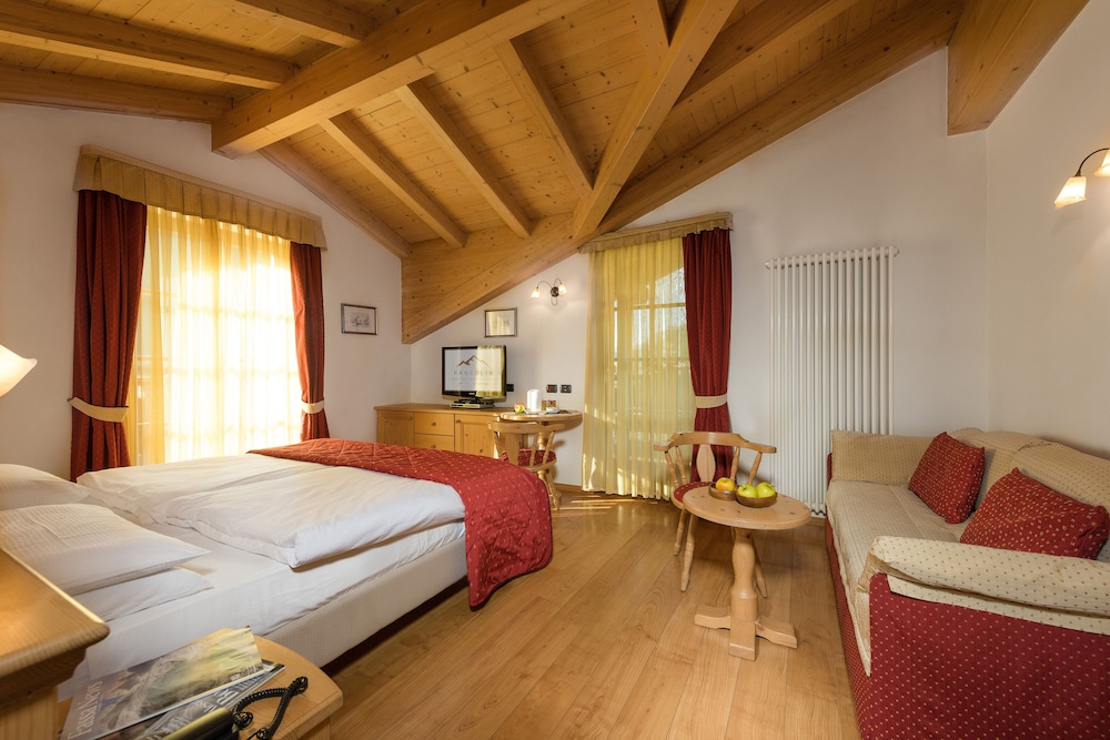 Double Room - Photo 2