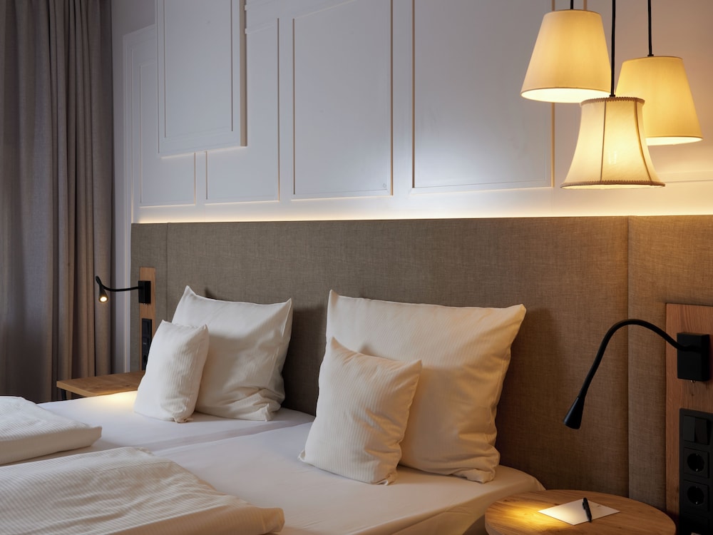 Standard Double or Twin Room photo 2