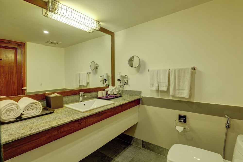 Lakeview Premium Terrace Rooms photo 2