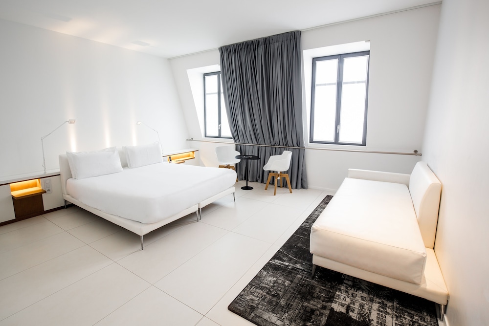 Prestige Room, free spa access photo 2