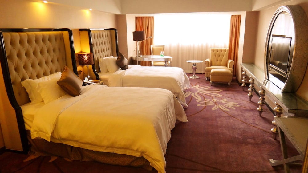 Superior Twin Room (European-style) photo 1
