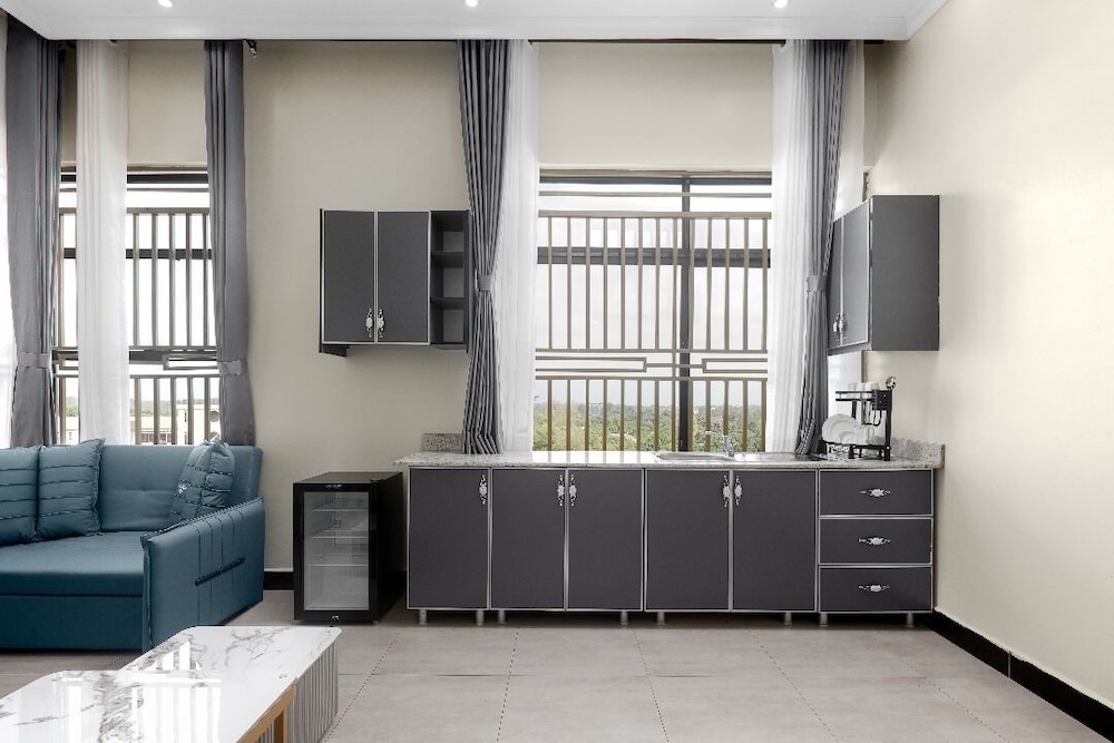 Luxury Double Room, Balcony, City View photo 1
