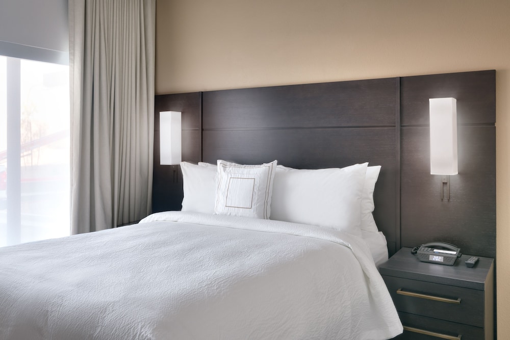 Suite, 2 Bedrooms (Hearing Accessible)