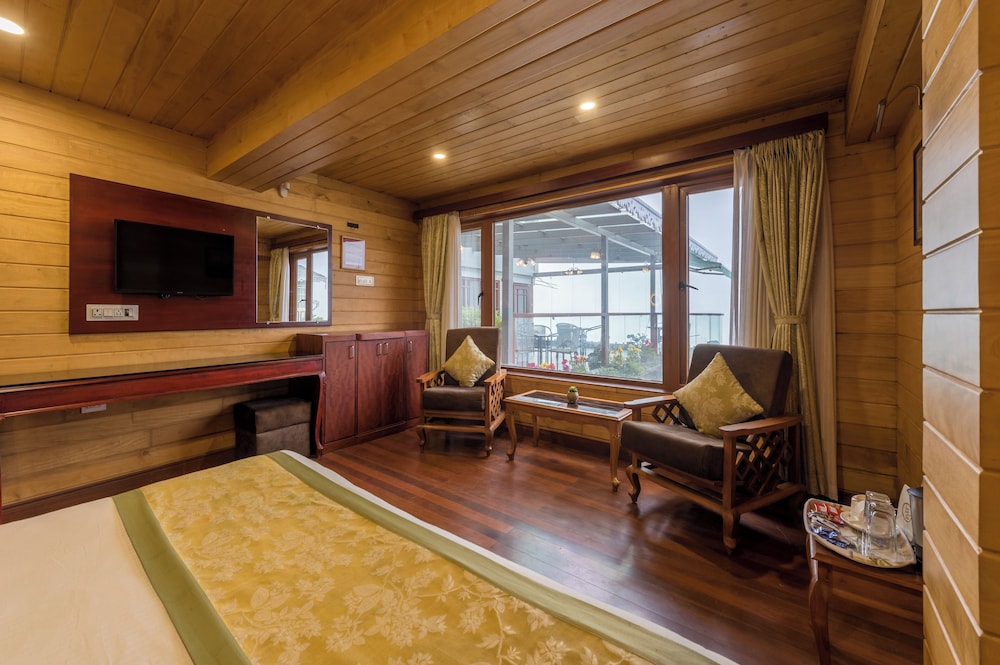 Luxury View Room - Photo 4