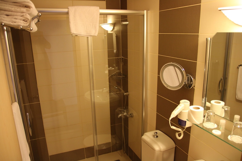Family Suite, 2 Bedrooms - Photo 5