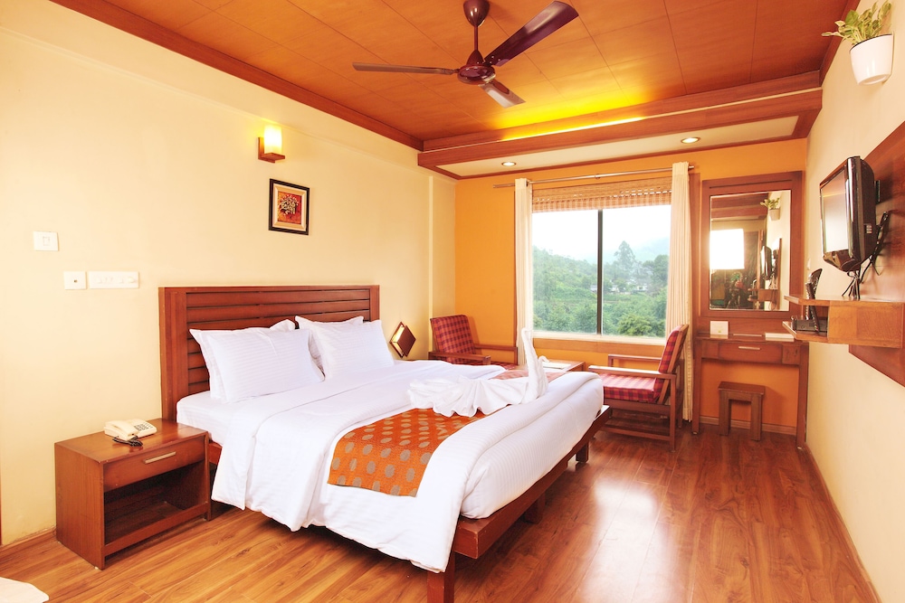 Standard Double Room, 1 King Bed photo 3