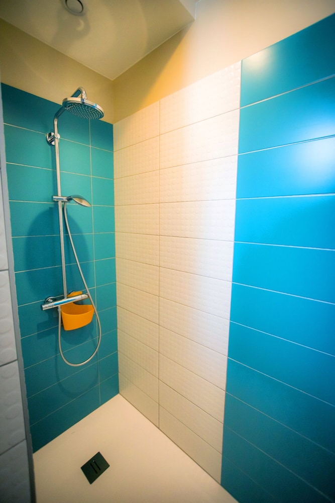 Double Room, Ensuite (LJ68) photo 3