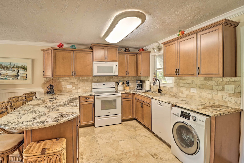House (2 Bedrooms) photo 2