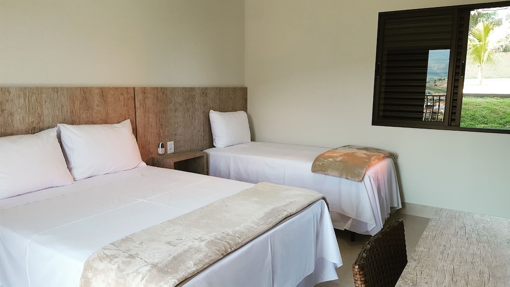 Deluxe Room, Balcony photo 2