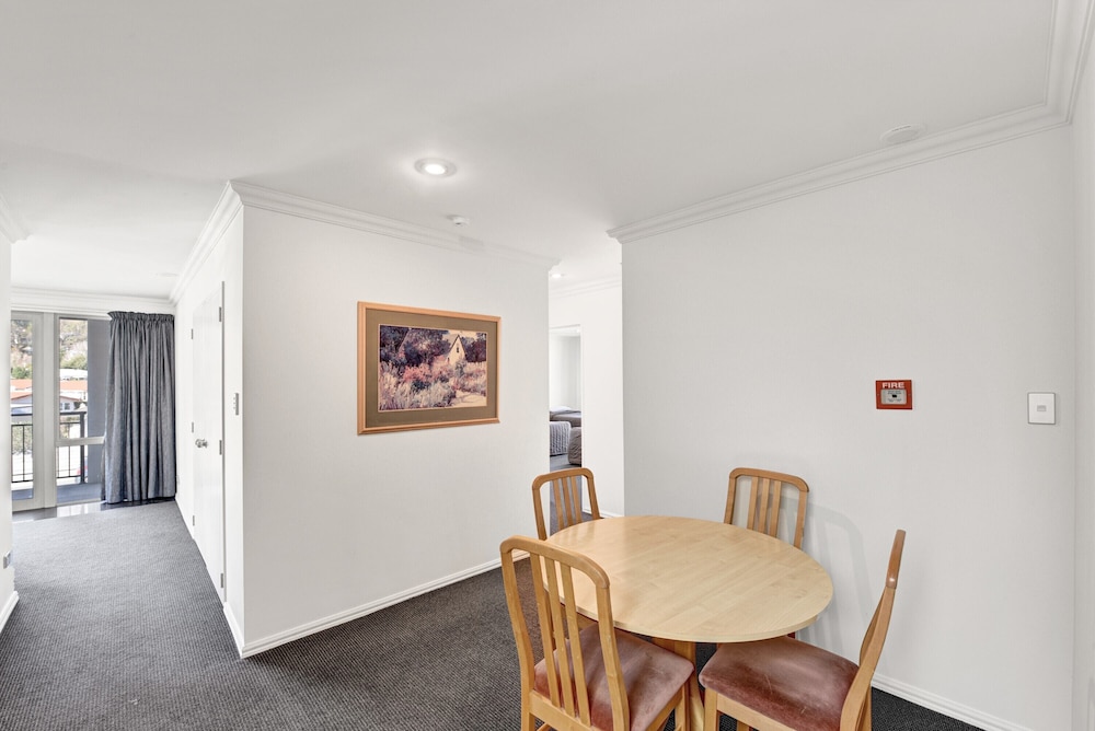 Executive Apartment, 4 Bedrooms - Photo 8