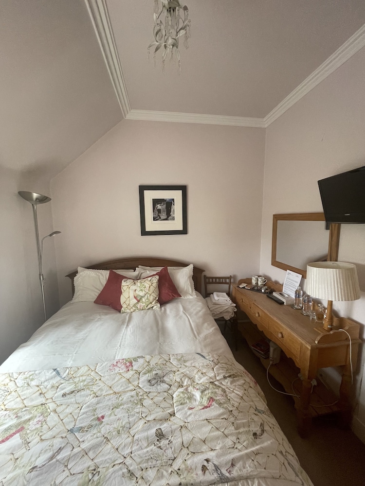 Single Room, Ensuite photo 3