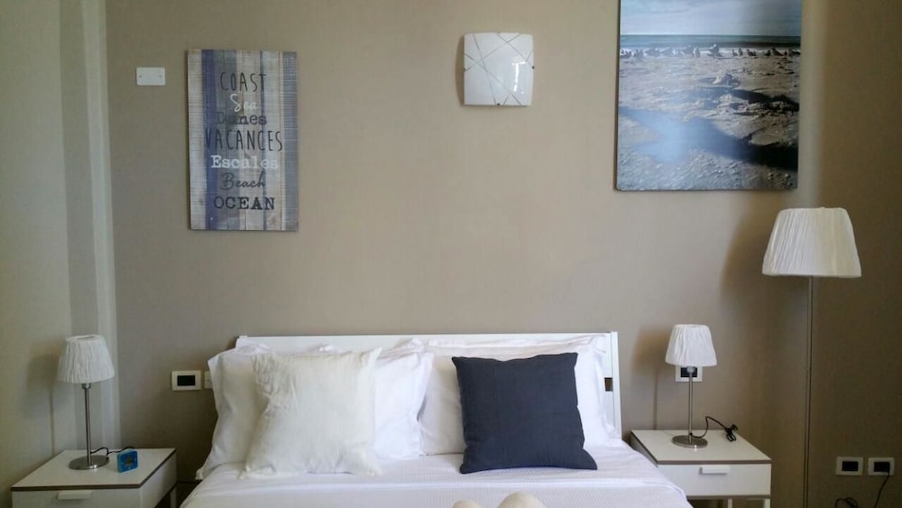 Standard Room, Beach View photo 2