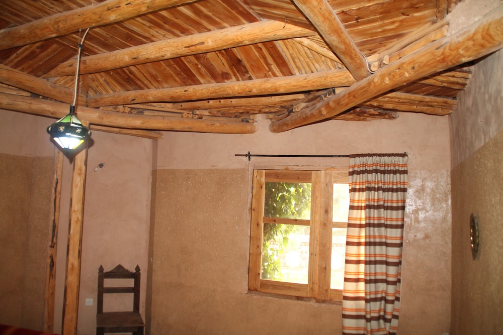 Traditional Triple Room, 3 Twin Beds, Private Bathroom photo 1