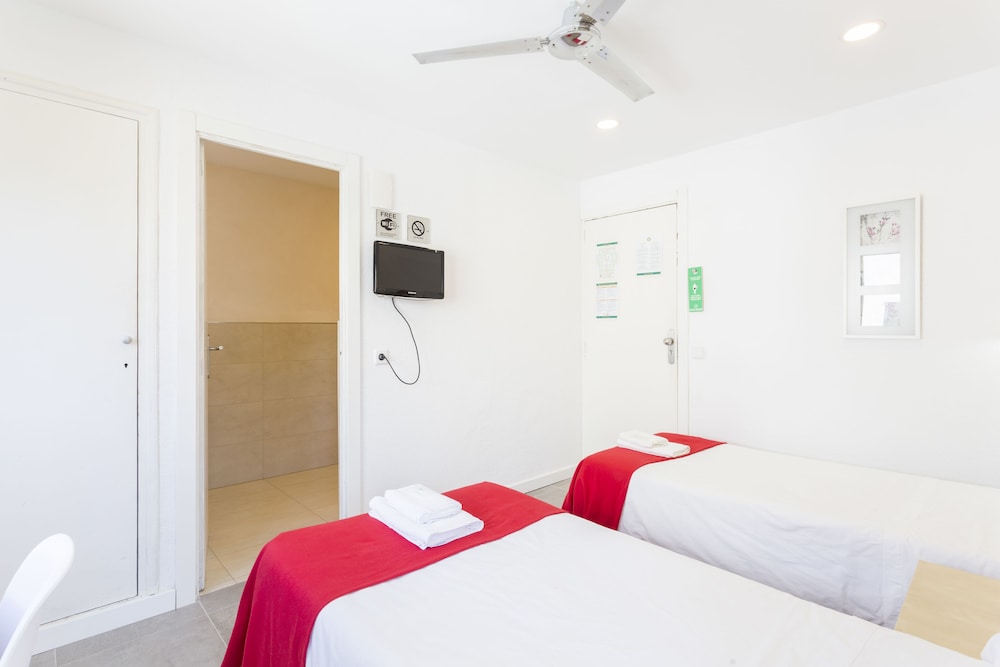 Economy Double or Twin Room