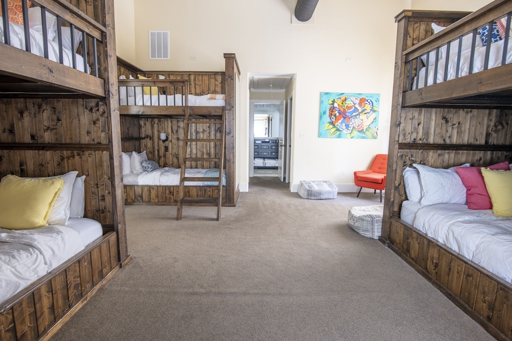 Standard House, Multiple Beds, Non Smoking (Lake House) photo 1