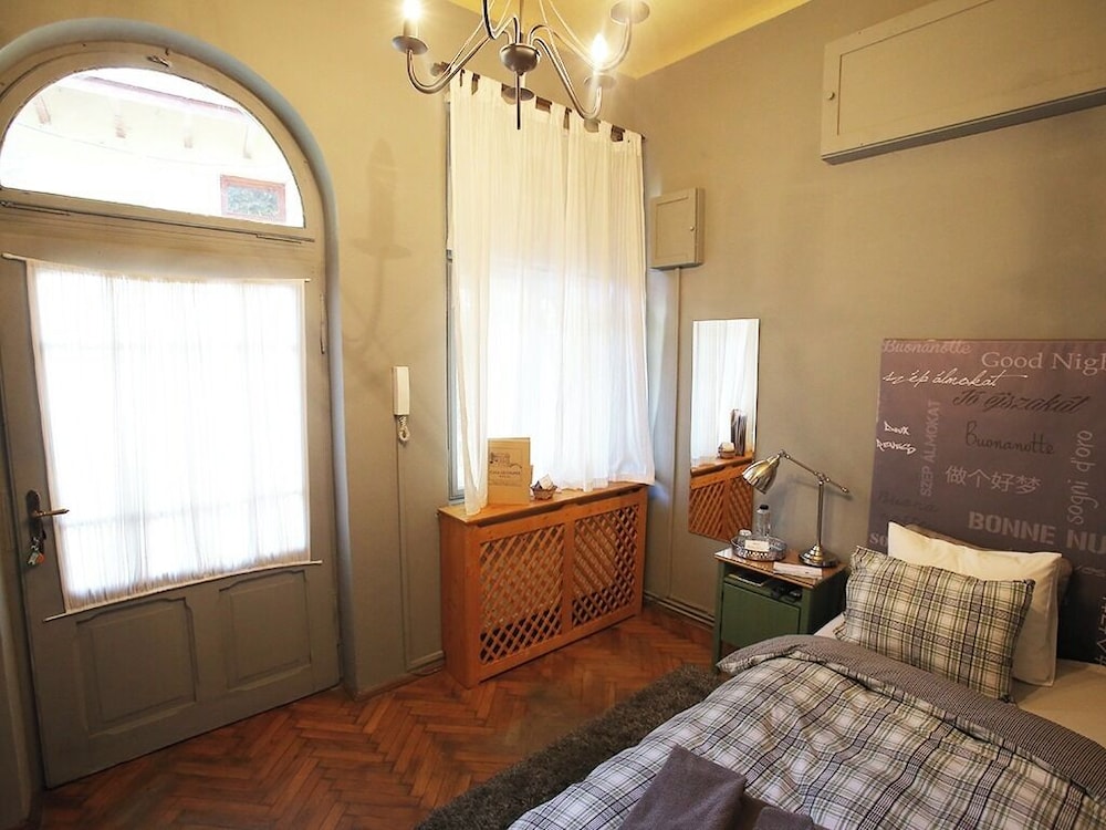 Family Apartment photo 2