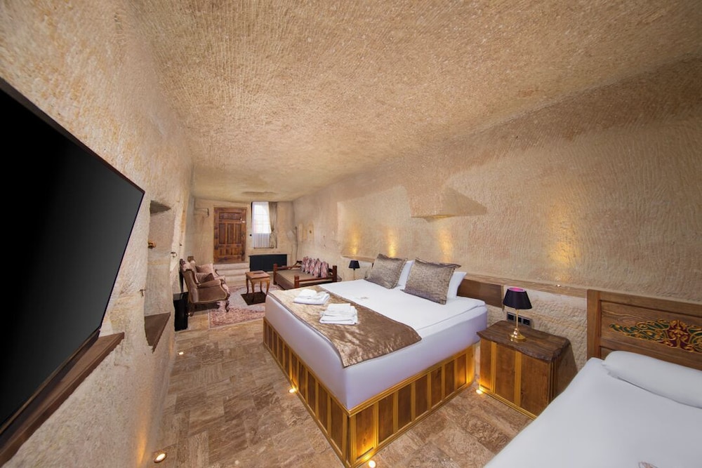 Grand Room, Patio - Photo 4