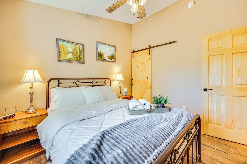 House (2 Bedrooms) photo 3