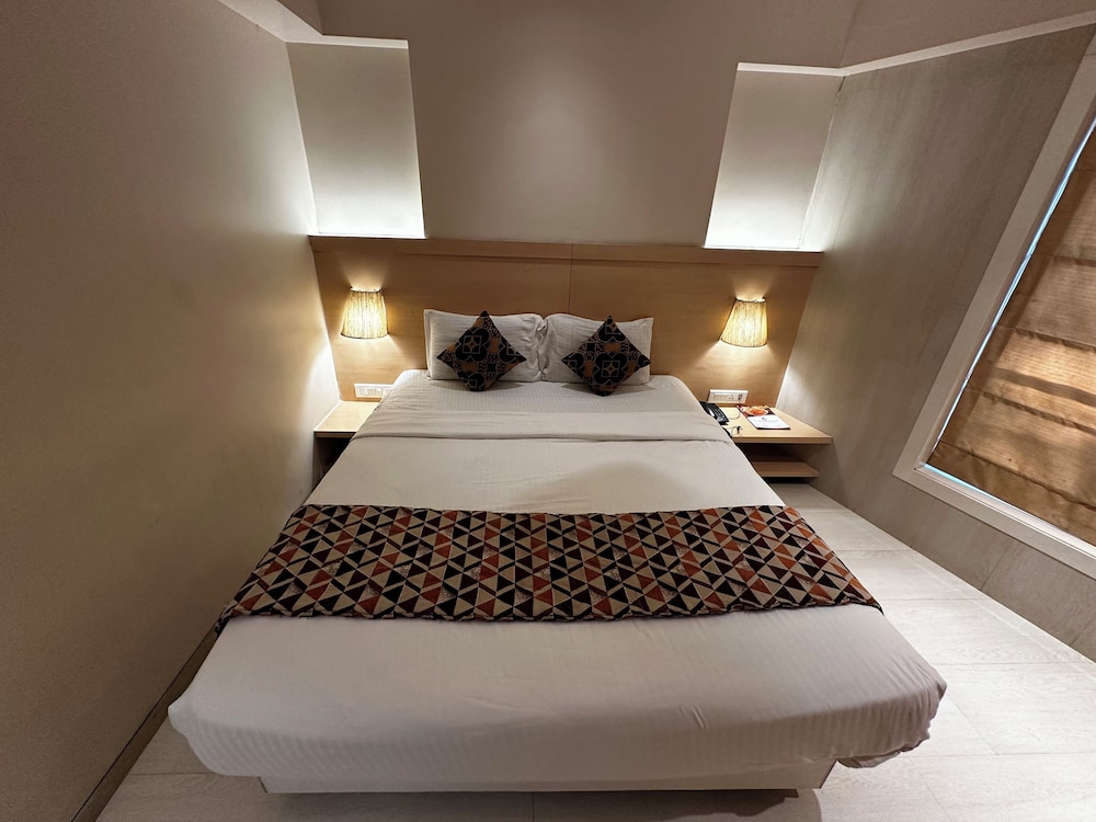 Basic Double Room photo 2