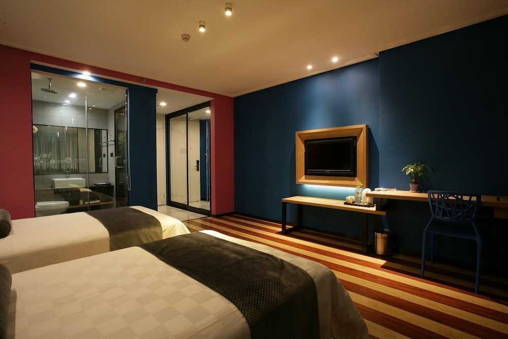 Business Twin Room