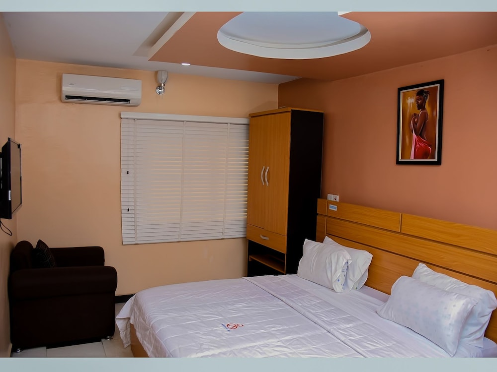 Classic Room, 1 Queen Bed, Accessible, Non Smoking photo 2